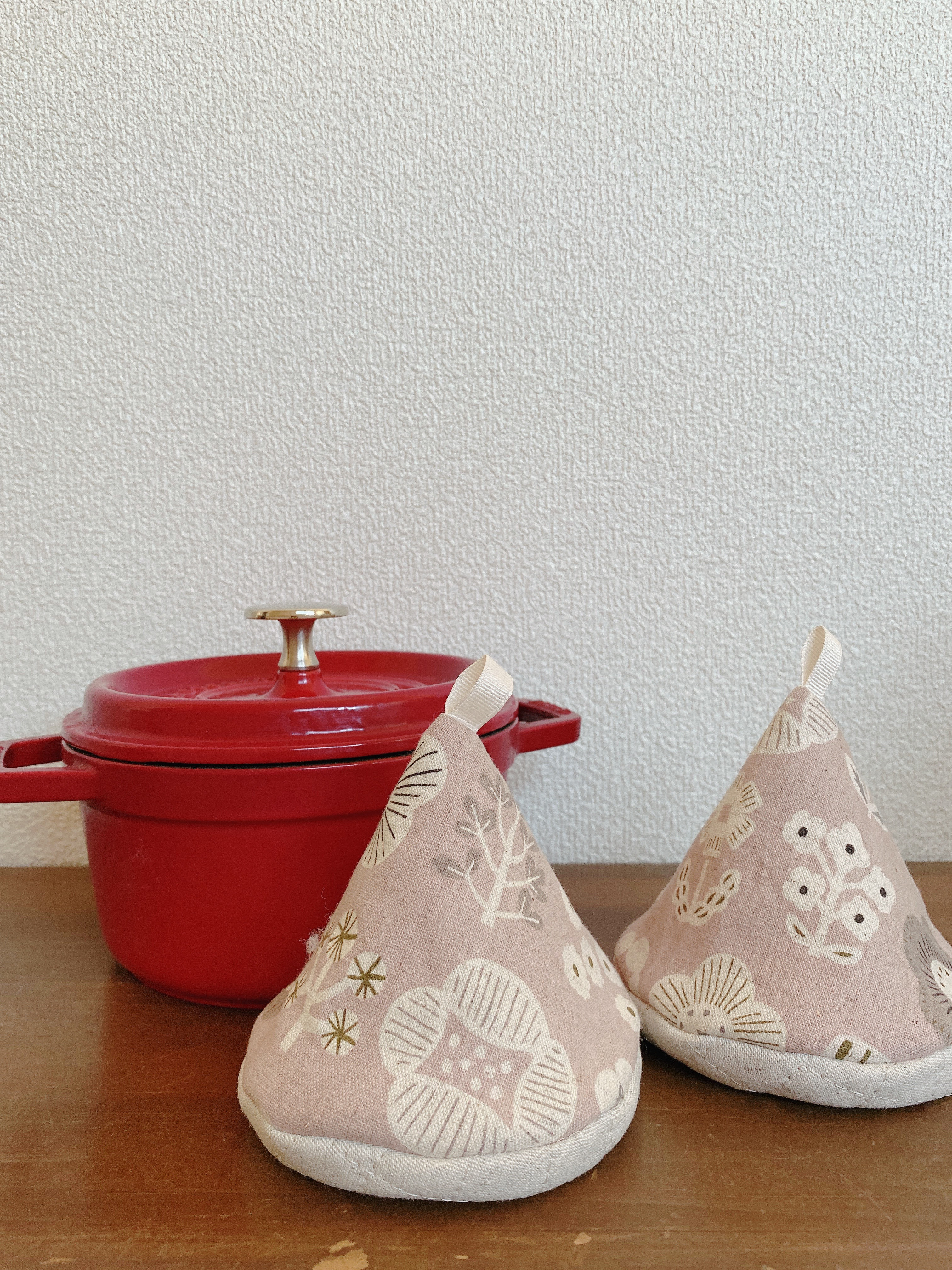 赤ウールふかふか(保温調理)鍋保温カバー＋三角鍋つかみ