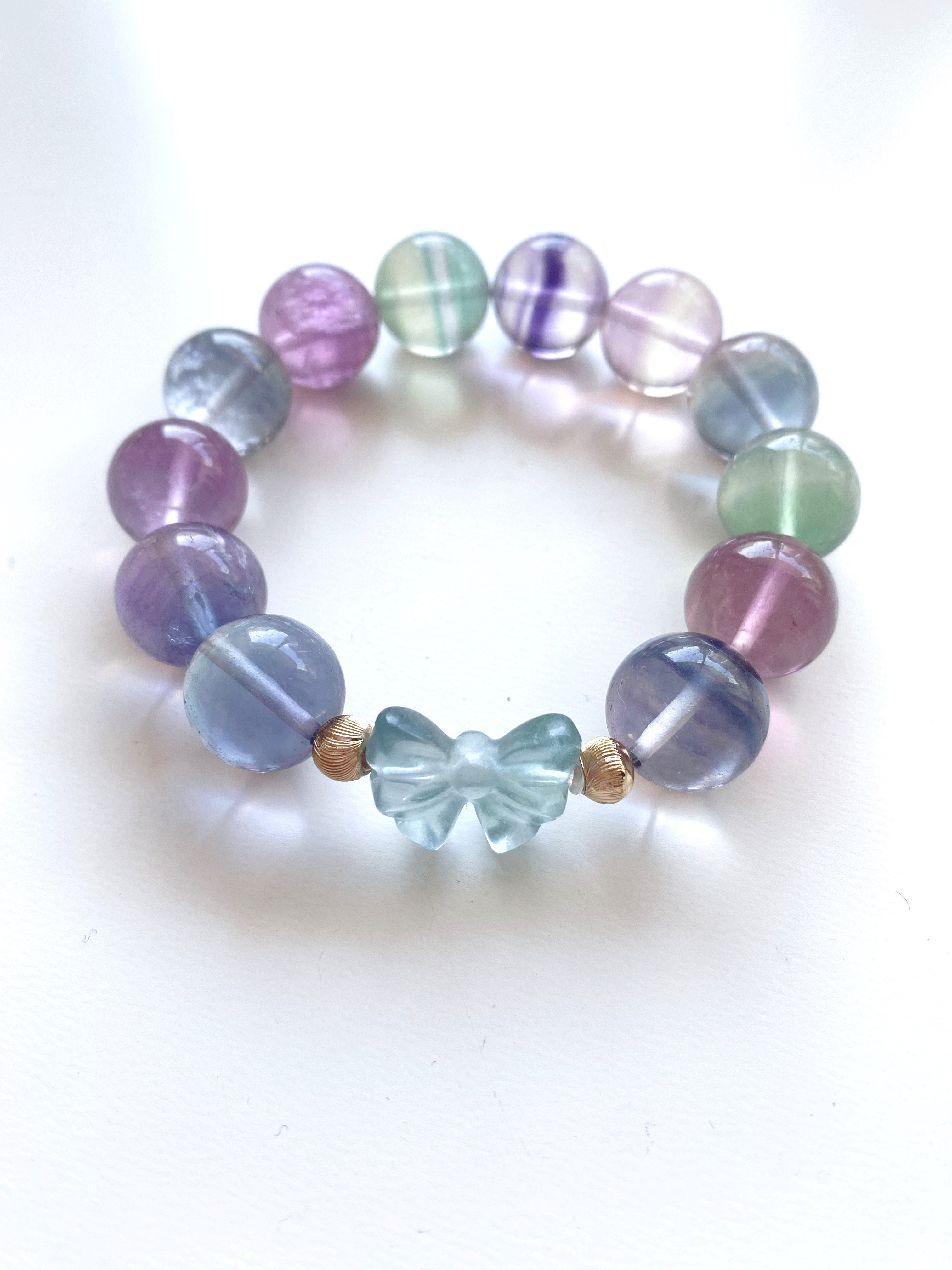 5-459透明力の強さ。カラフルなフローライトの透明な精鋭たちのブレスレット