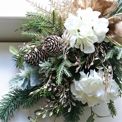 針葉樹のクリスマス スワッグ ホワイト×アンティークゴールド 4枚目の画像