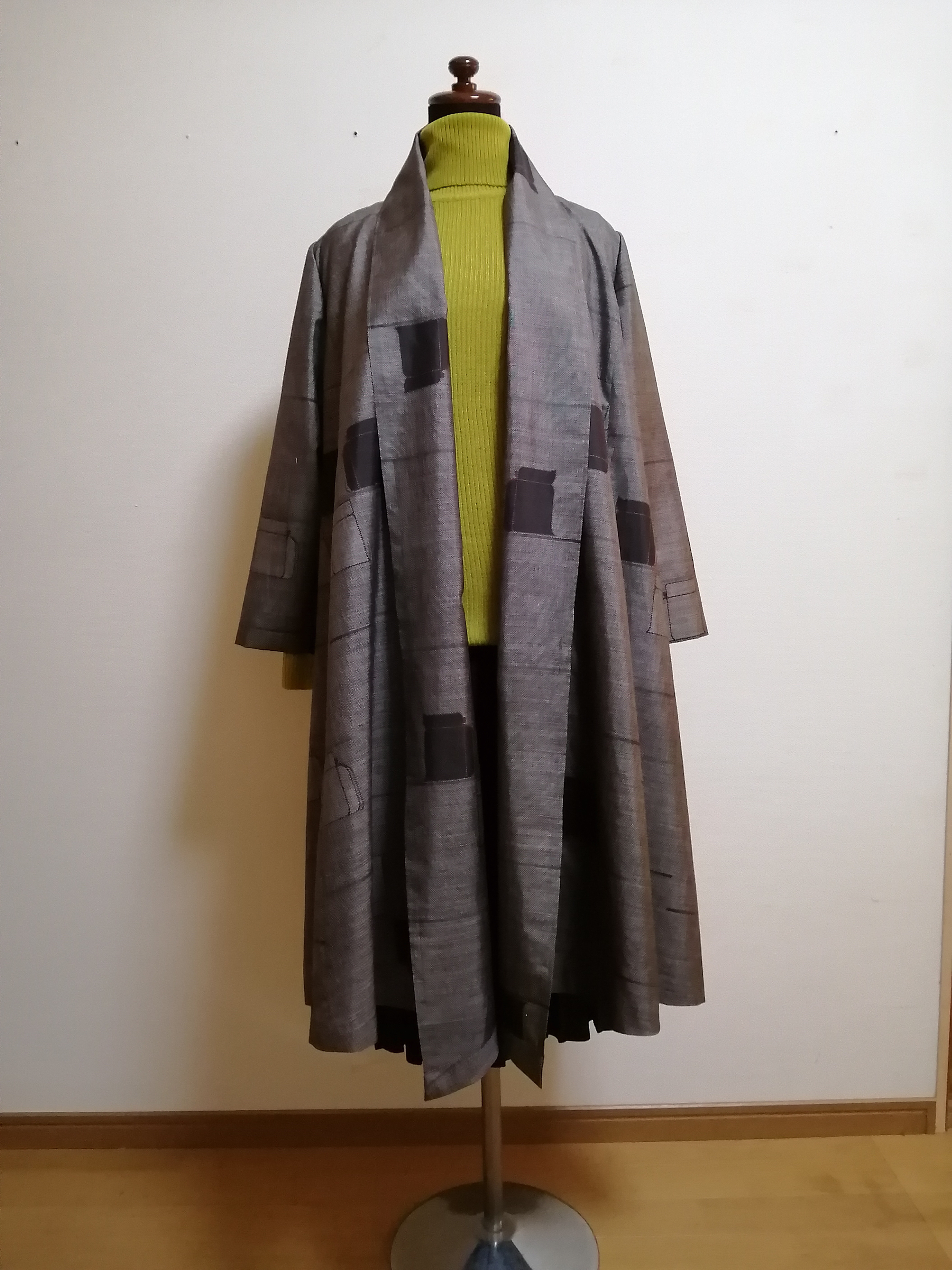 SOLD　着物リメイク　コートワンピース　大島紬