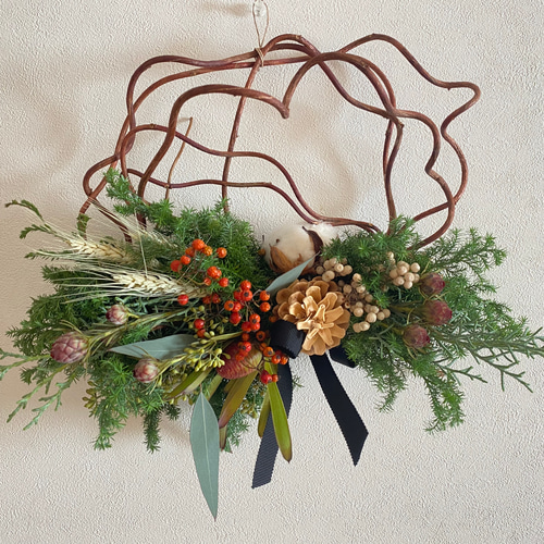 素朴な森のクリスマスリース（野ばらの実） ドライフラワー nonoka