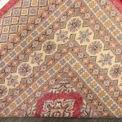 新品　伝統工芸品　手織り高級ラグ　艶々ふかふかなパキスタン手織り絨毯　196x251cm　＃270 8枚目の画像