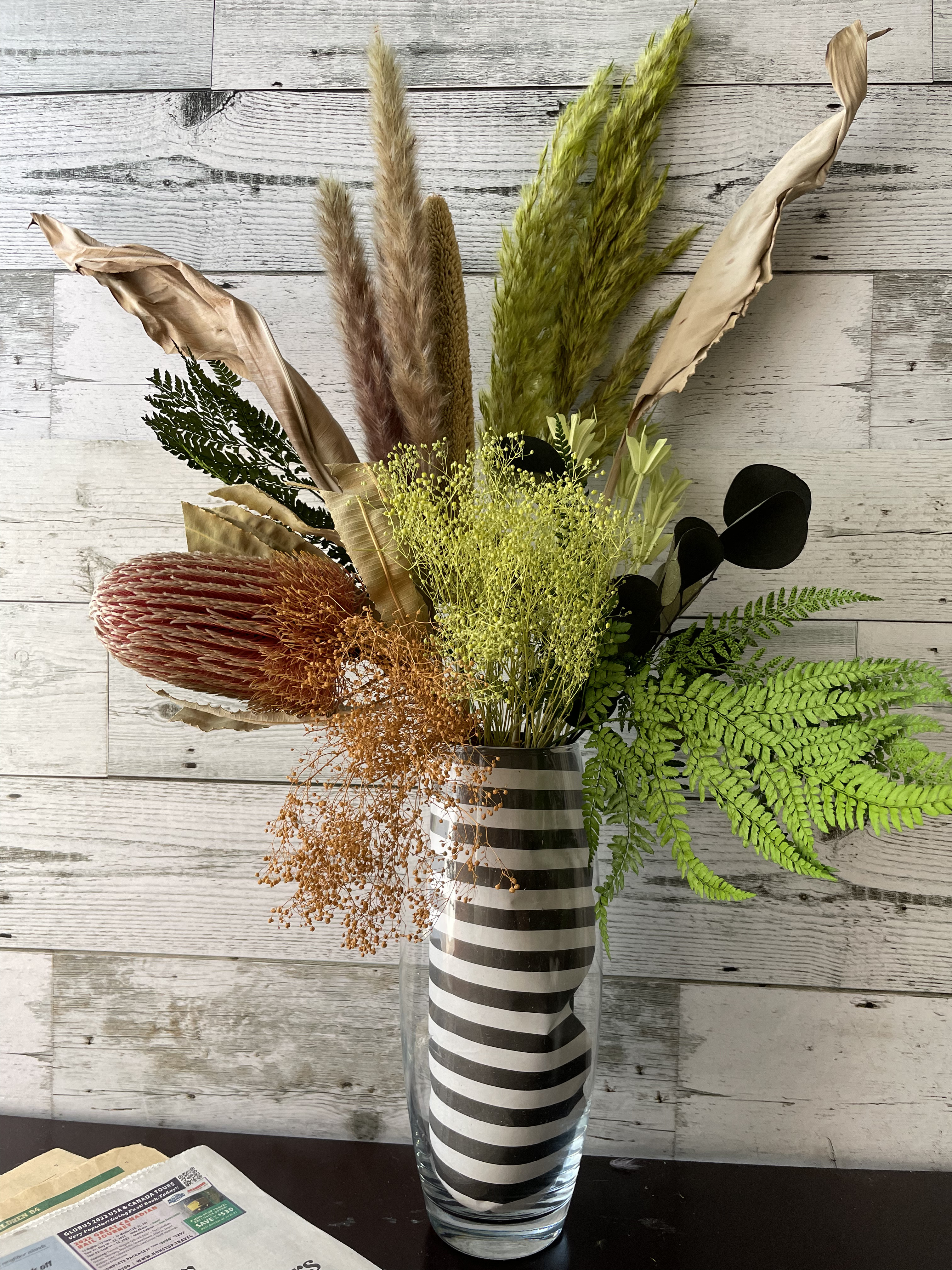 ドライフラワー　インテリア　アンティークブラウンのデコレーションフラワーセット　ウエルカムスペース　そのままが触るだけ