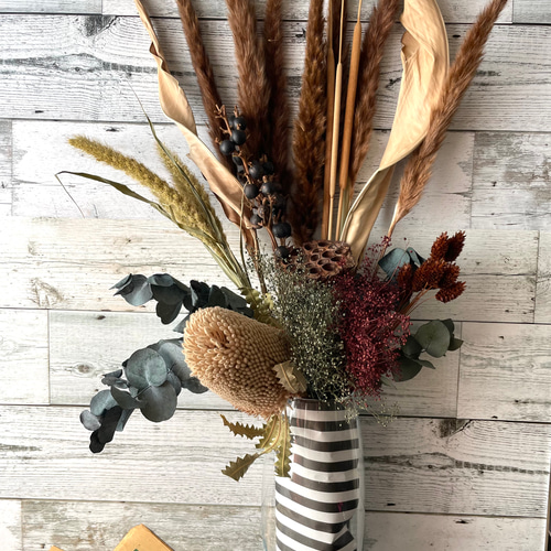 ドライフラワー インテリア アンティークブラウンのデコレーション