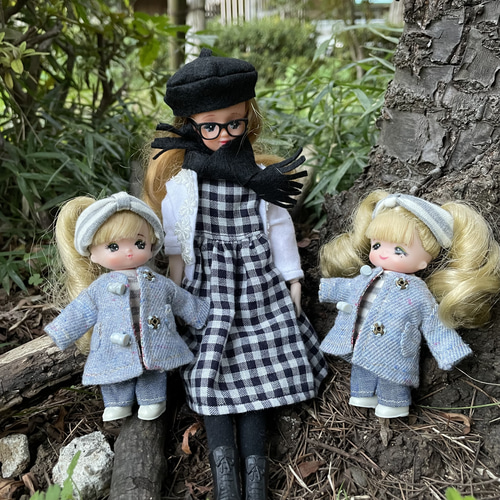 ちょっと小さめアンティークドール用コートとベレー帽