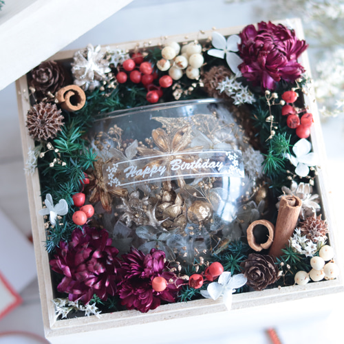 特別なX'masギフトに】桐箱のフラワーBOX「プラチナホワイト