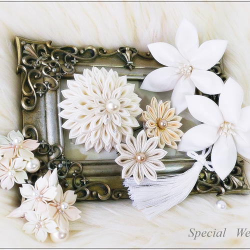 ⚜ 正絹髪飾り ユリとピンク桜 つまみ細工 / 箱付【パステル系】婚礼