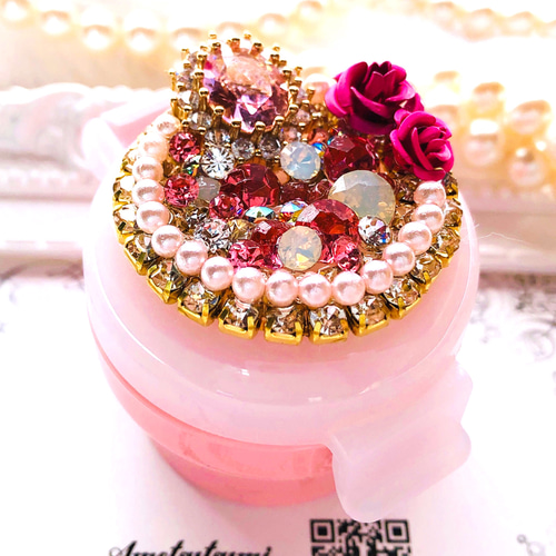 豪華ビジュー✨お化粧前で使われているペットボトルキャップ 花組 