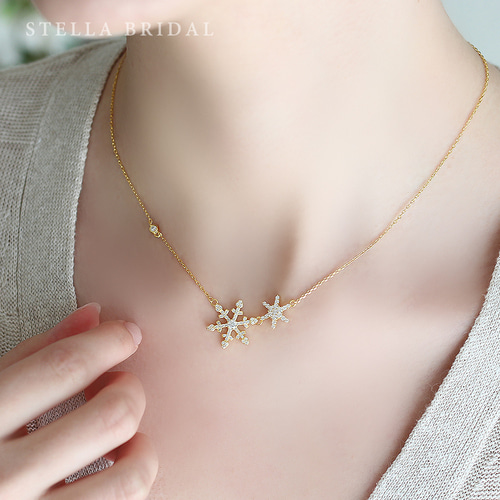 スタンダードカリフォルニアネックレスシルバースター型