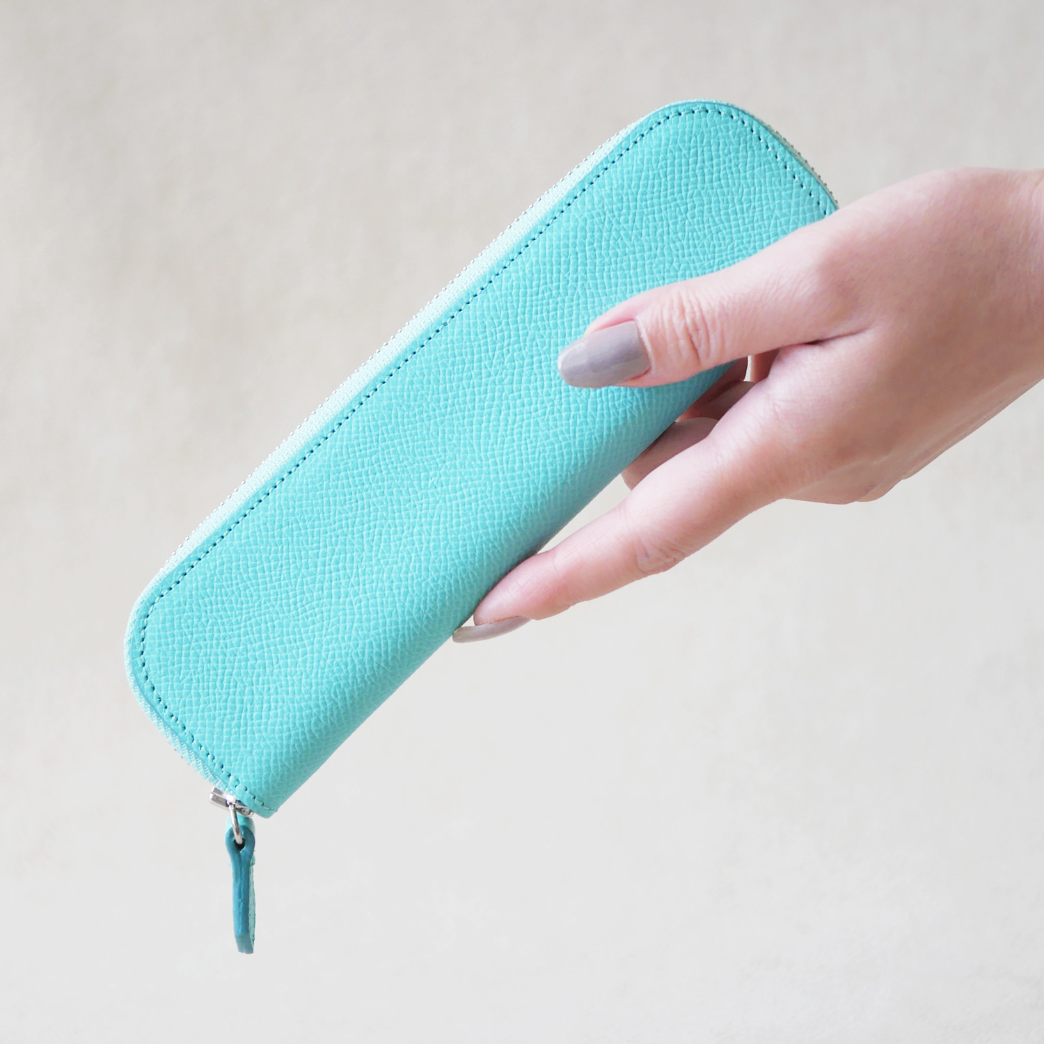 【Auspicious】スリムペンケース フランス産レザー  フェアリーブルー 8,162円