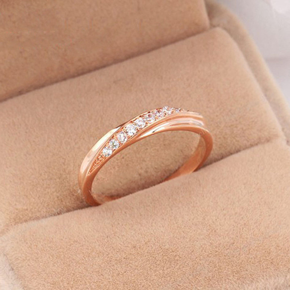 AOI Jewel 指輪 アクセサリー エンゲージ リング レディース 結婚指輪 ジルコニア 3枚目の画像