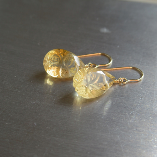 シトリン ペアシェイプ バックカービング *** (14Kgf・Silver)ピアス 