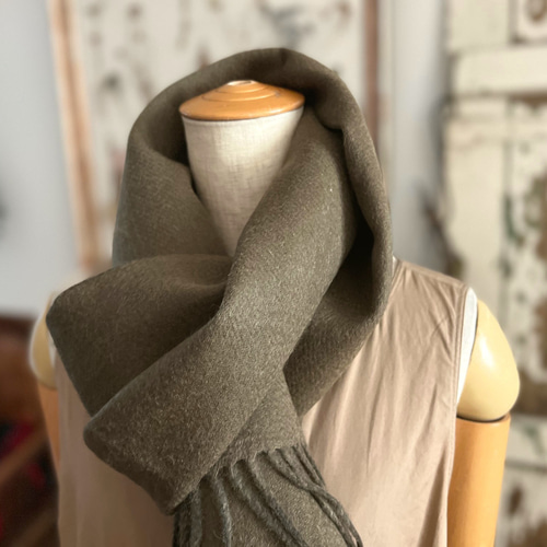 ウールマフラー グリーン/グレー フリンジ付き DRAKE'S グレー系 ウールマフラー フリンジ付き ラムウール アンゴラ
