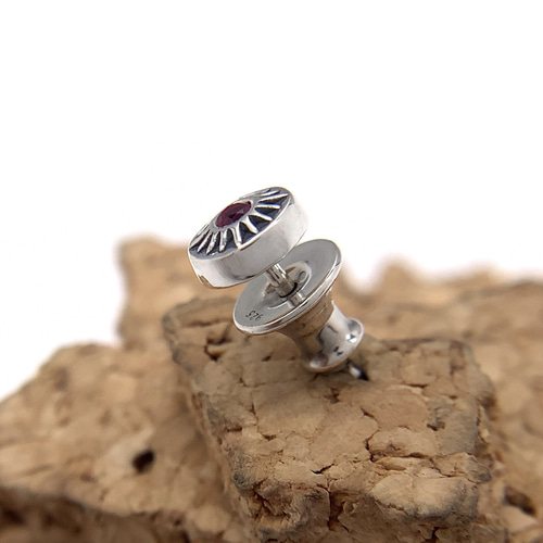 太陽 メンズピアス/シルバー925 片耳用/セカンドピアス つけっぱなし