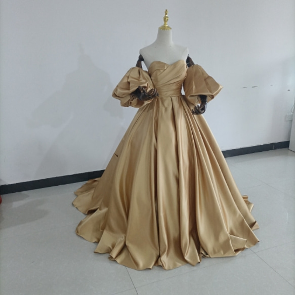 ゴールドイエローカラードレス Aライン ベアトップ 取り外し袖 ふっくら柔らかなバックリボン トレーン 花嫁/二次会 2枚目の画像