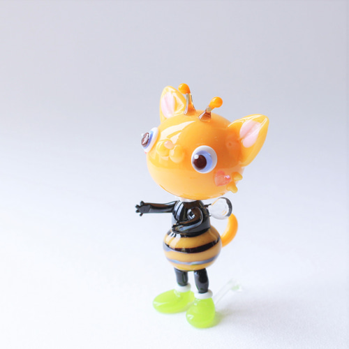 みつばちにゃんこ その他人形 GLASS ASOBI TOM 通販 14931017｜Creema