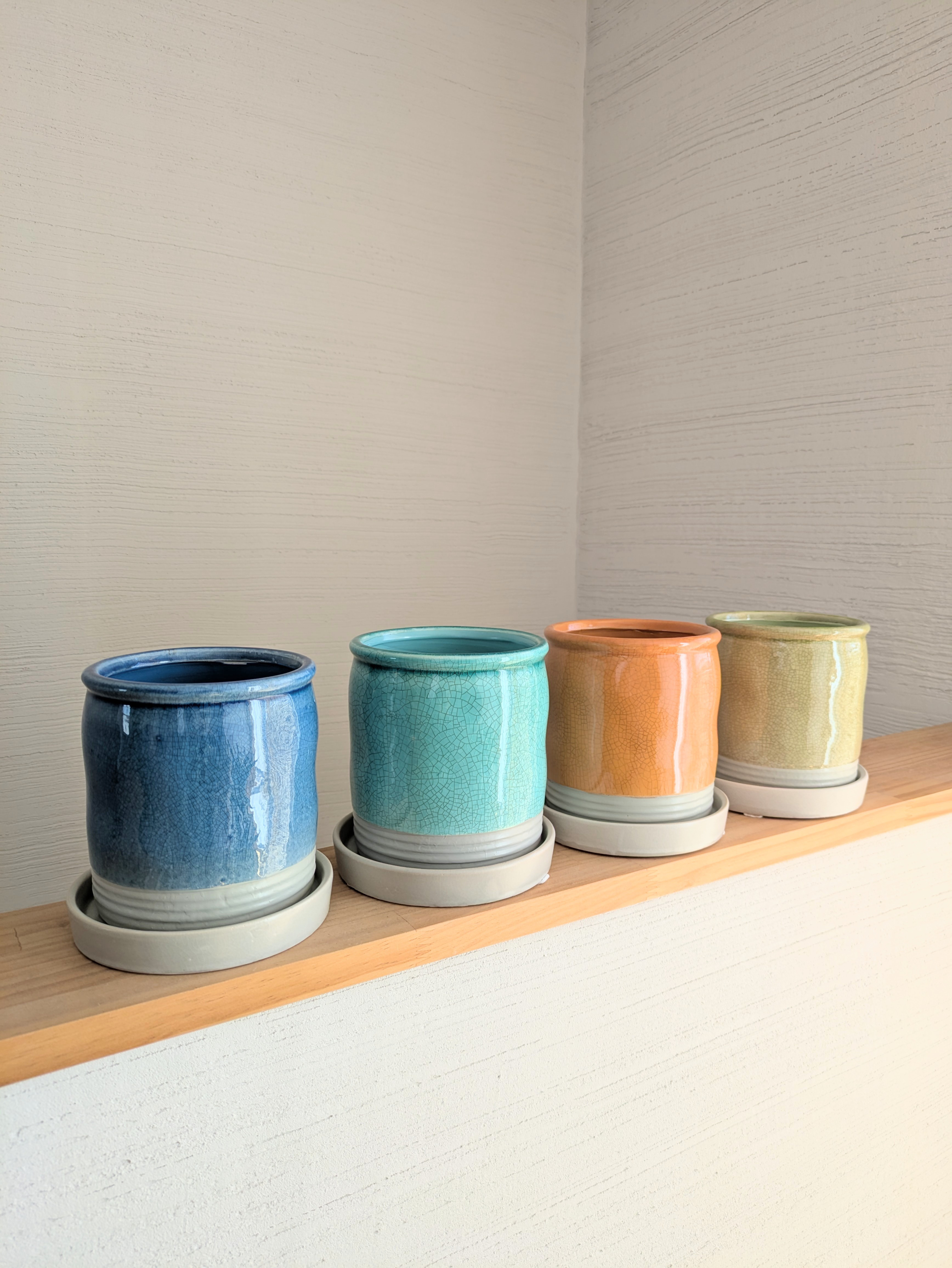 手作り陶器製花瓶 灰緑とクリーム 灰緑とクリーム 手作り陶器製花瓶
