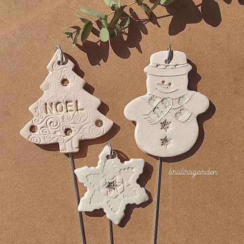 out RIN様 ホワイト シャビー* クリスマス ガーデン 素焼き ホワイトクリスマス ガーデンピック ハンドメイド ガーデニング