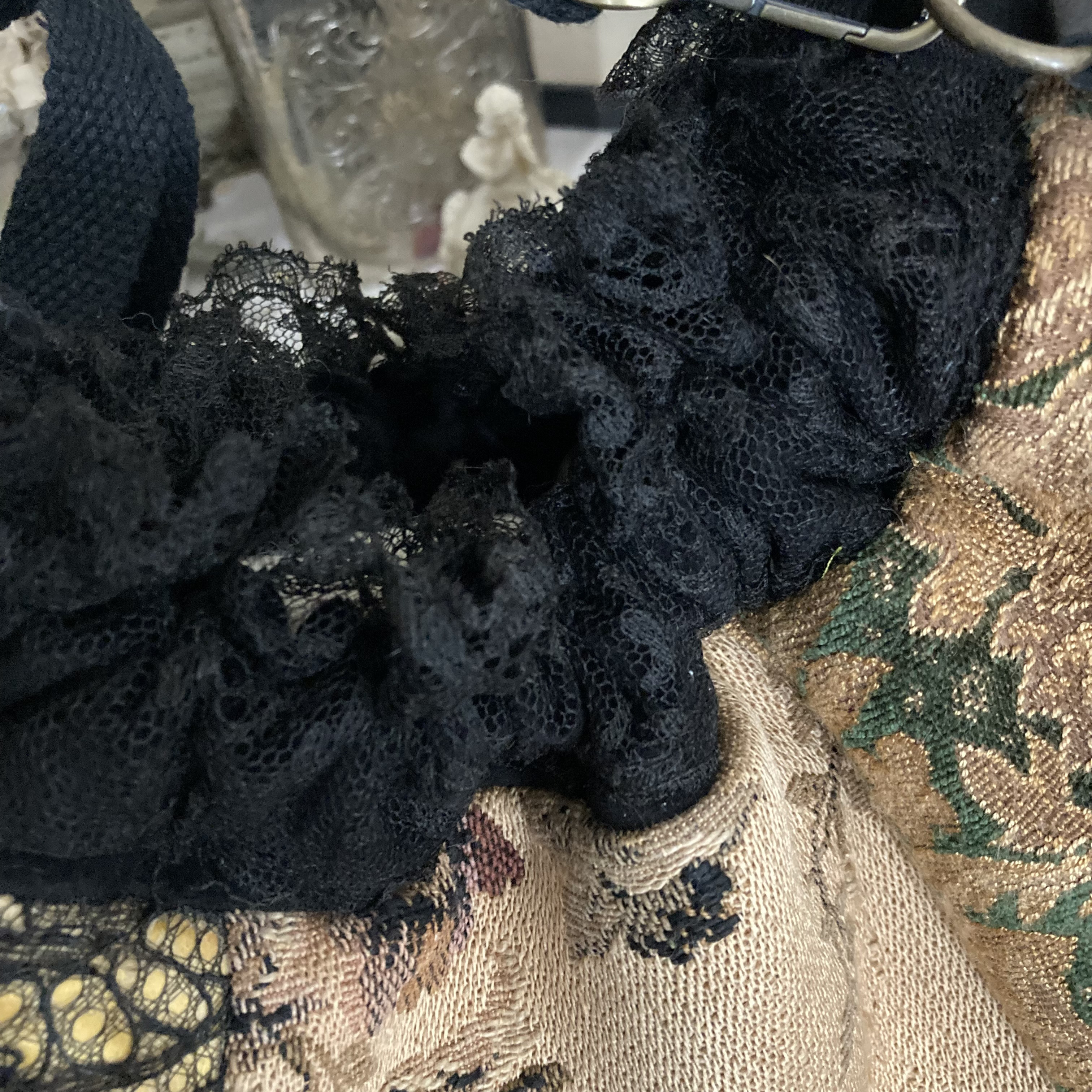 ＊秋冬限定♪フレンチゴブラン＆ベルベットなど6パッチのパンプキン型ドローストリングショルダーポシェット♪コサージュ付＊