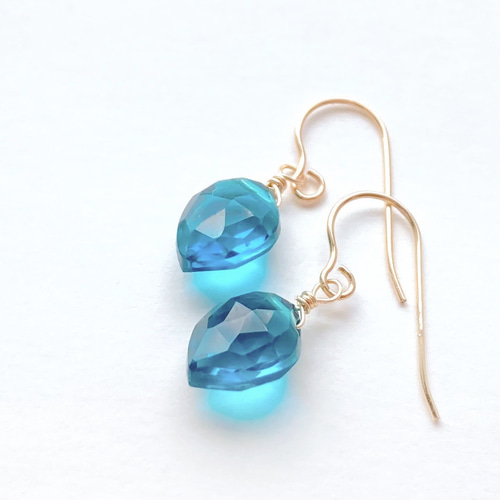 ビーゲンキ☺︎ 1点作品☺︎ ミスティックブルークォーツピアス ビーゲンキ☺︎ 1点作品☺︎ ミスティックブルークォーツピアス