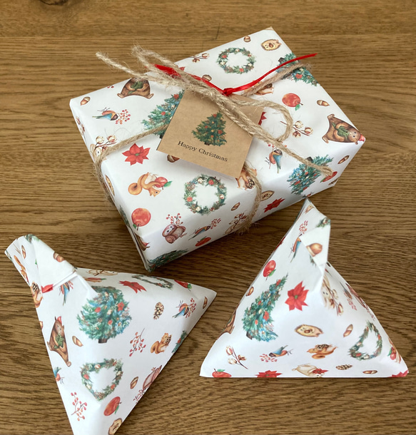 デザインペーパー【森のクリスマス】A4サイズ　10枚包装紙　ラッピングペーパー 2枚目の画像