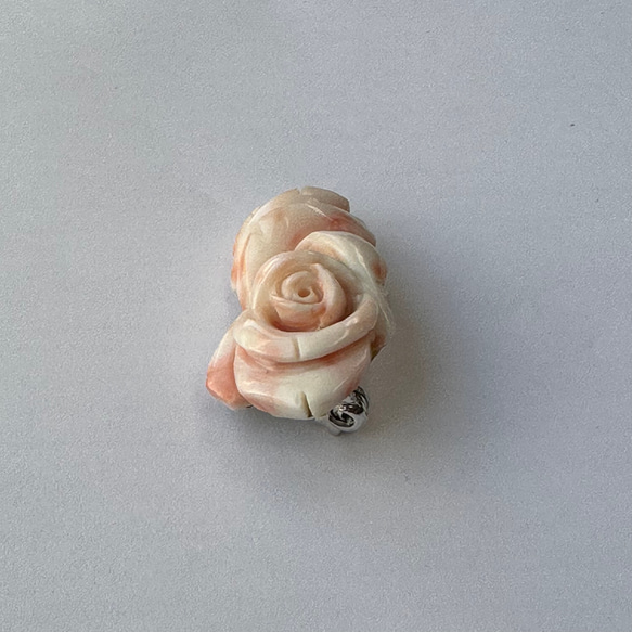 訳あり特価品　珊瑚彫りブローチ『ピンクの薔薇』　R41108Y2 11枚目の画像