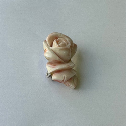 訳あり特価品　珊瑚彫りブローチ『ピンクの薔薇』　R41108Y2 9枚目の画像