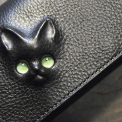 黒猫の長財布（表革：VACCHETTA800、仮セット猫目：モスグリーンeyes）約241ｇ 猫目選べます♪ 1枚目の画像