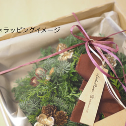 【Creema限定】再再販・クリスマス★森の香りいっぱいのフレッシュクリスマスリース 6枚目の画像