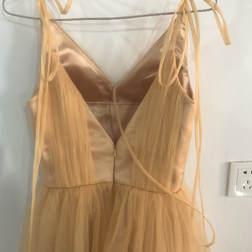 高品質！ オレンジ Vネックドレス Aライン ノースリーブ 背中見せ  