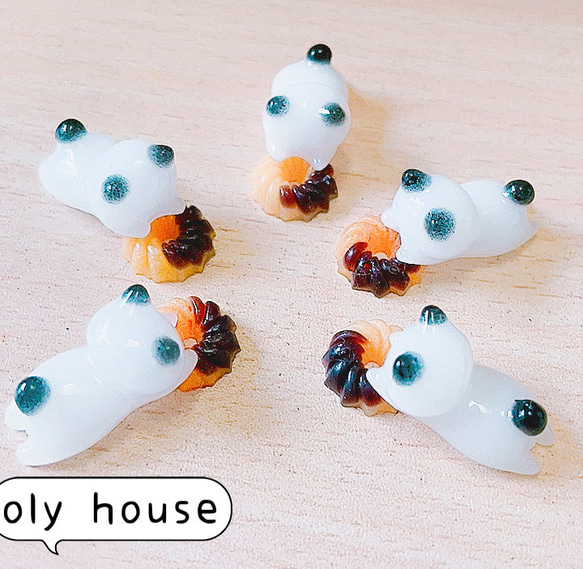 招き猫 レジン猫チャーム ぐで猫 じゃれ猫 どんぐり 紅葉 もみじ