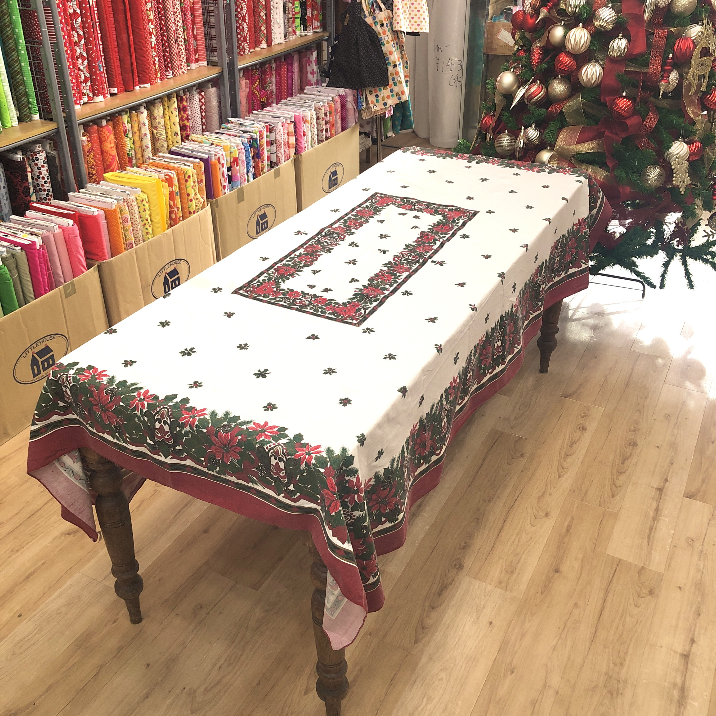 【ヴィンテージ】　クリスマステーブルクロス　200cm×140cm