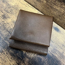 薄型二つ折り財布　コンパクト財布　持ちやすい　ダークブラウン 小さなサイフ　プレゼントに 1枚目の画像