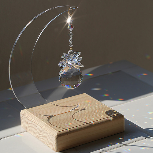 さーちんページ✩.*˚ SWAROVSKI サンキャッチャー 新ひのきスタンド付サンキャッチャー◇アクリルムーン