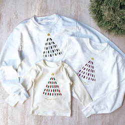 【Creema限定】点々ツリーのファミリースウェット/Tシャツセット オールレッド 名入れ クリスマス親子コーデ 4枚目の画像