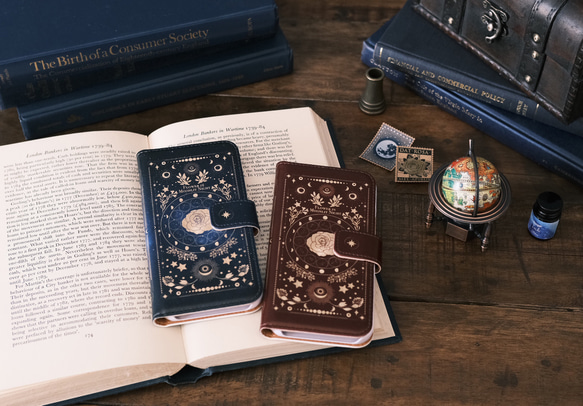 架空の洋書 "月夜の花" 12星座とアンティークフラワーの本 手帳型スマホケース 全機種対応 15枚目の画像