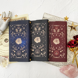 3色・架空の洋書 "月夜の花" 12星座とアンティークフラワーの本 ショルダーストラップ付き 三つ折り手帳型スマホケース 4枚目の画像