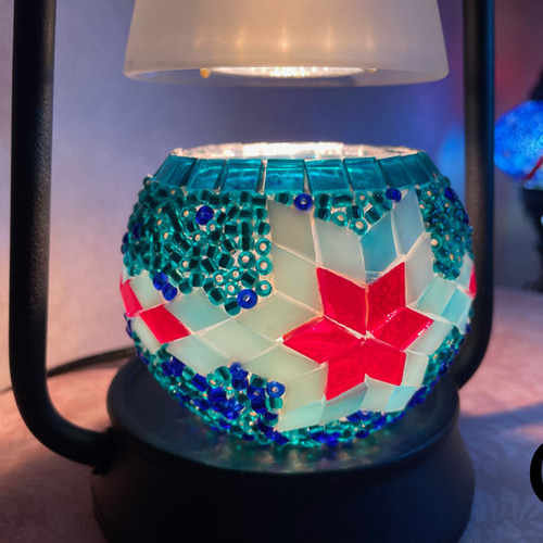 トルコランプクリスマスキャンドルホルダーとアロマキャンドル