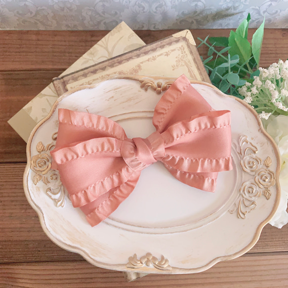 送料無料】フリル トリプルリボン ピンク くすみカラー 量産型