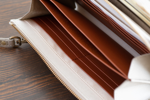 がま口　お財布ショルダー　くすみカラー   グレージュ　長財布　スマホショルダー　レディース　aw-17nns 8枚目の画像