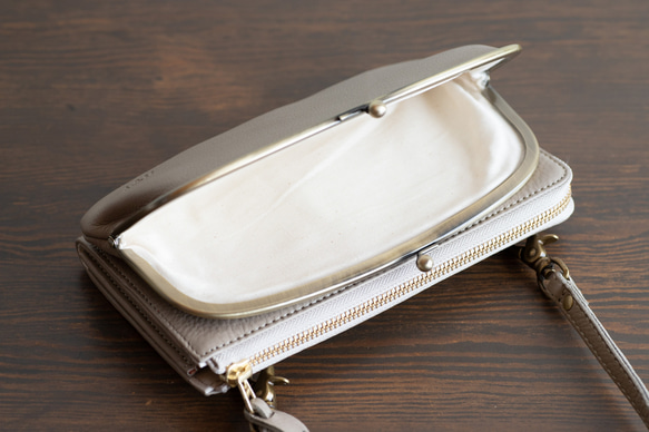 がま口　お財布ショルダー　くすみカラー   グレージュ　長財布　スマホショルダー　レディース　aw-17nns 6枚目の画像