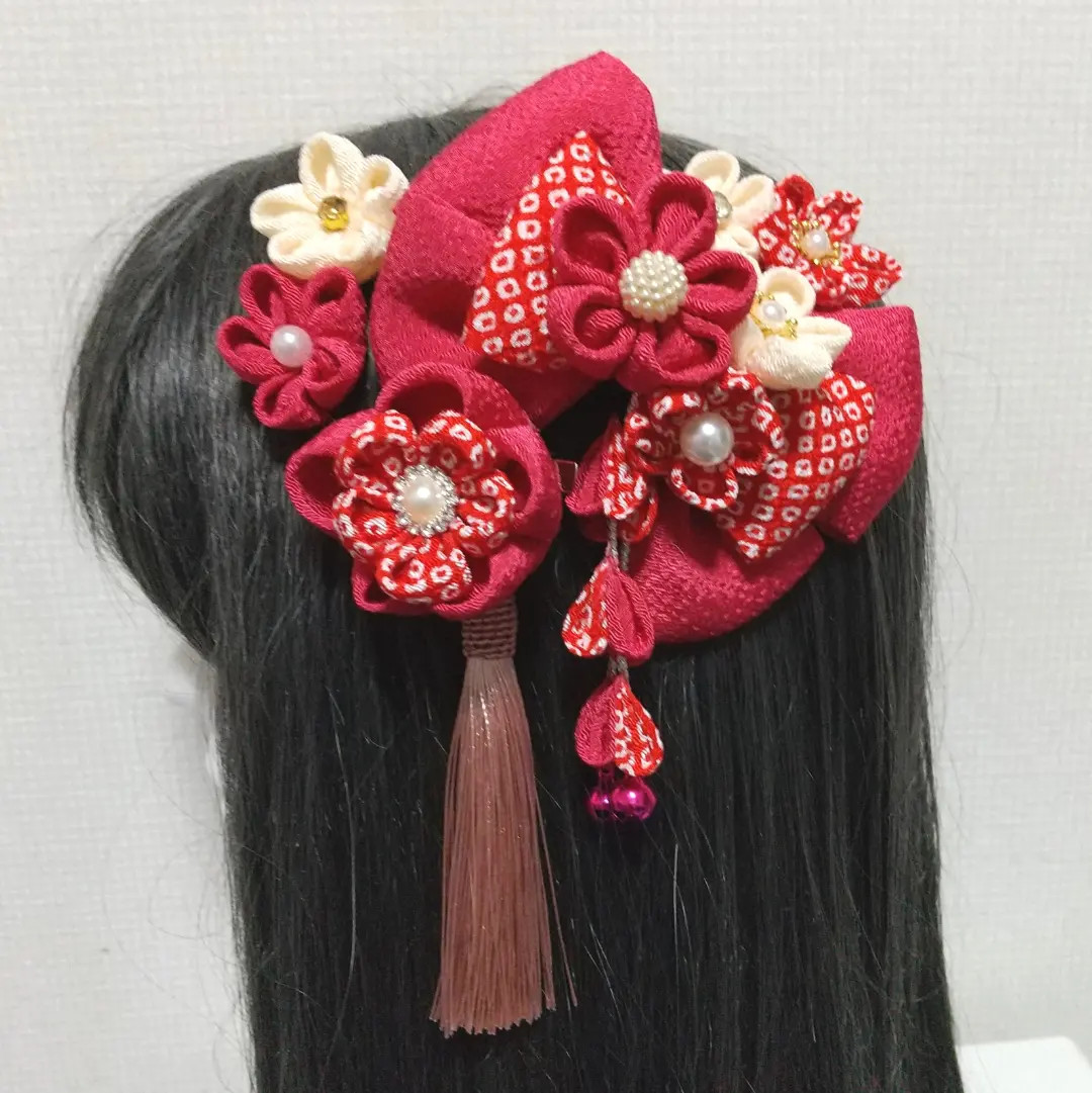 髪飾り 髪飾りピンク リボンピンク 成人式髪飾り 卒業式髪飾り 七五三髪飾り つまみ細工 振袖