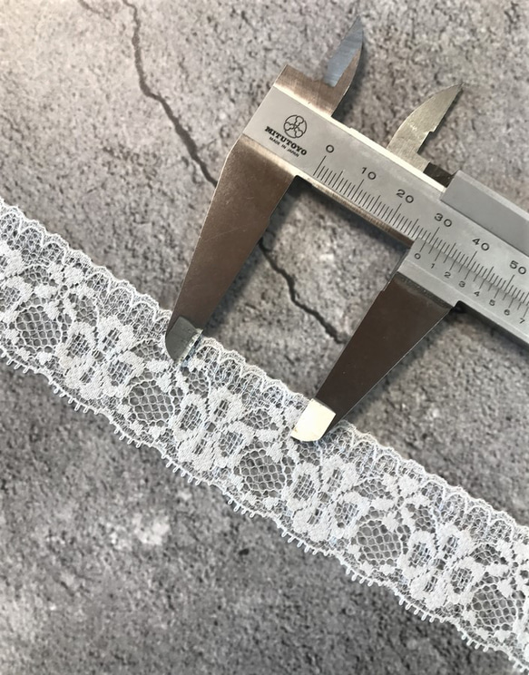 再販 お買い得【在庫処分品】10m ラッセルレース 両耳スカラップ 花柄 日本製 lace-No,144-10 4枚目の画像