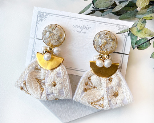 大ぶりチュールインド刺繍リボンタッセルイヤリング/ピアス イヤリング