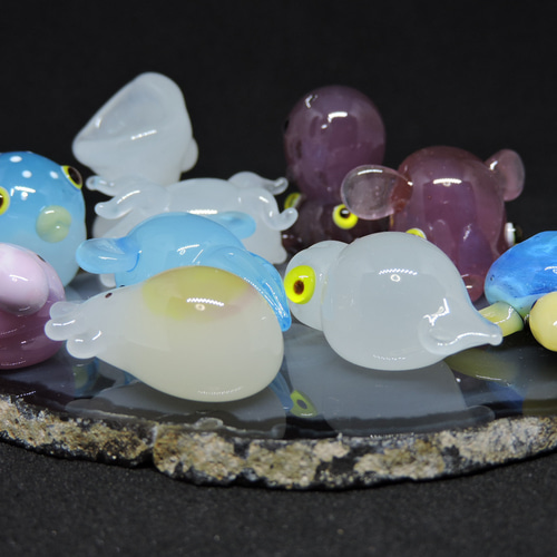 ガラスの造形・ちっこいセンジュナマコ その他置物 硝子細工屋