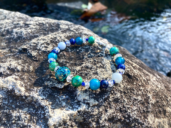 【碧き星の平和の誓い◆争いごとから無縁の日々へ〜地球を思わせる大玉クリソコラ】ラピスラズリ　エンジェライト　アパタイト　 3枚目の画像