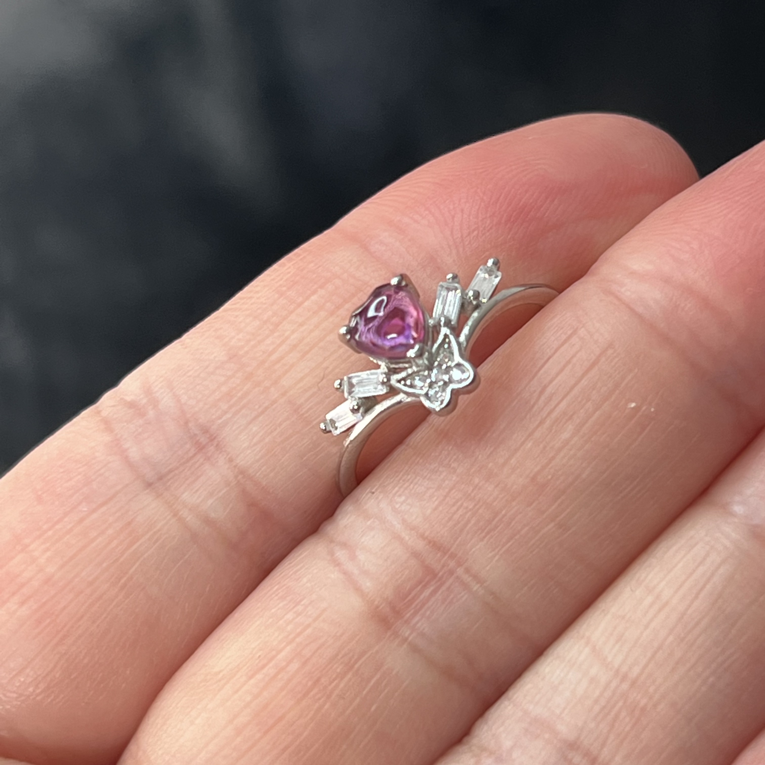 イギリス発送　パープルロードナイトガーネット　ハート指輪　リング　縁起物　上品　豪華