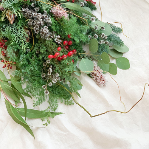 クリスマス2025】フレッシュ針葉樹たっぷりスワッグ Lサイズ