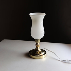 USAヴィンテージミルクガラスチムニーシェード真鍮テーブルライト｜アンティーク卓上照明/乳白色硝子ハリケーンランプ 9枚目の画像