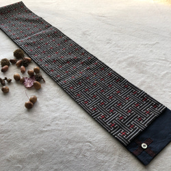 アンティーク大島紬のストール　秋名バラ赤　リバーシブル　ギフトに　着物リメイク 4枚目の画像